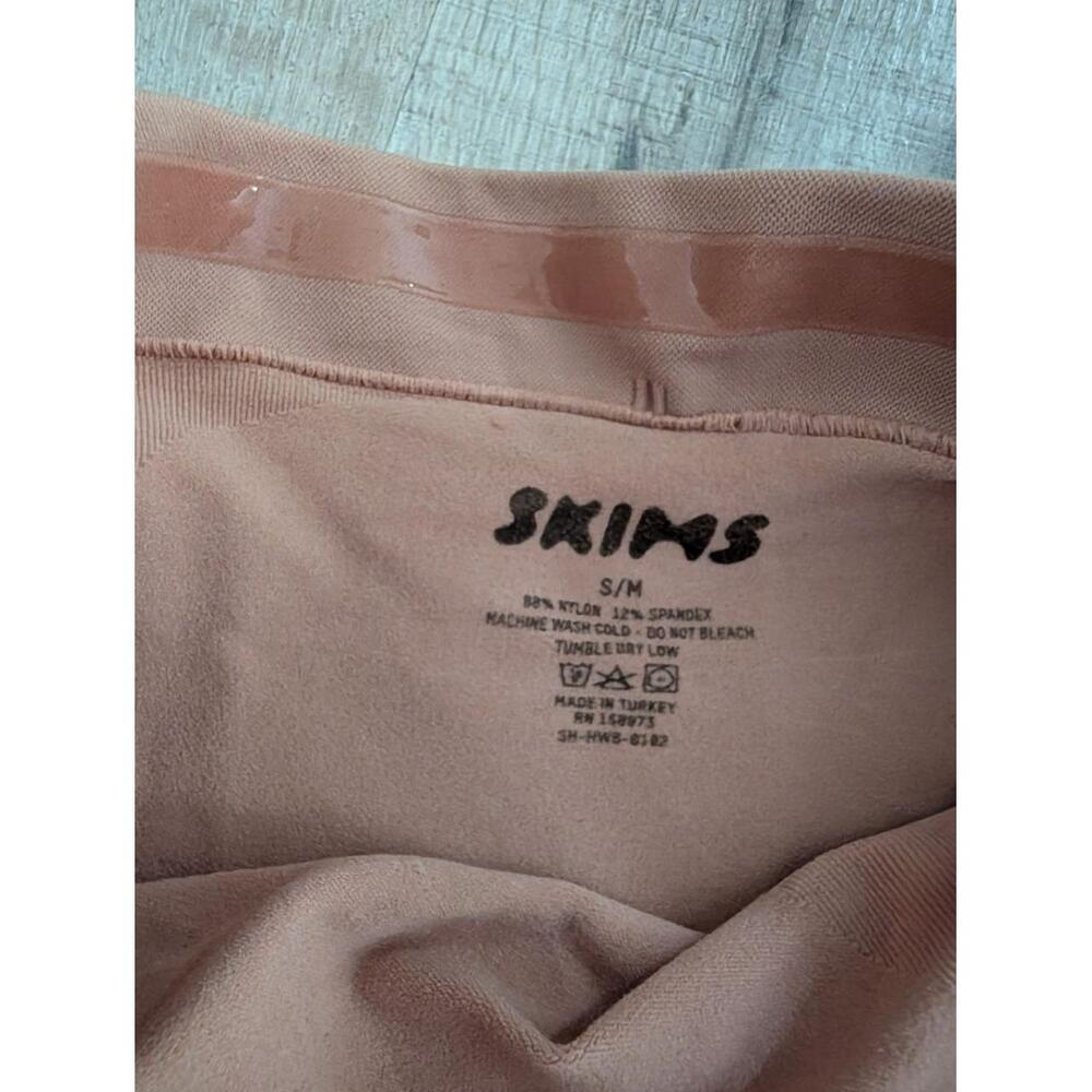 SKIMS Seamless Sculpt Nude Highwaisted Brief Shapewear, Small/Medium (A1) - Picture 4 of 6